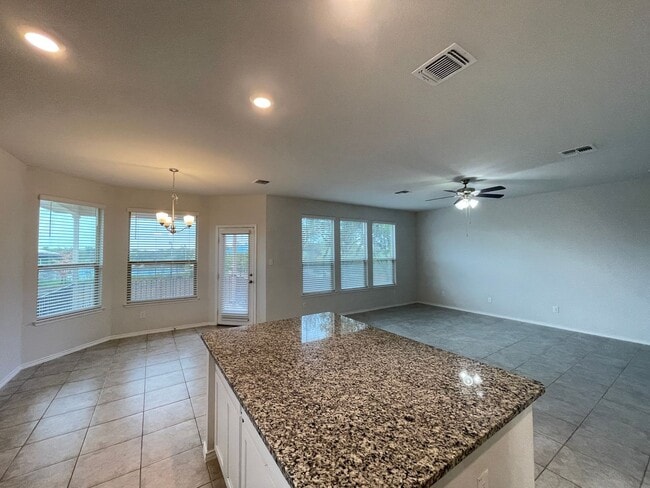 Building Photo - 1816 Cow House Ct