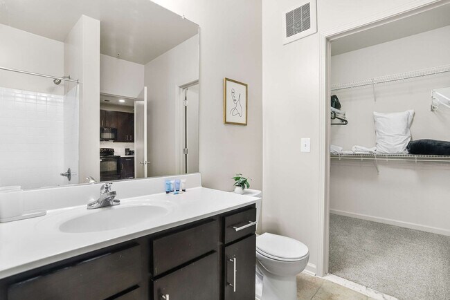 Building Photo - 305 10th Street South