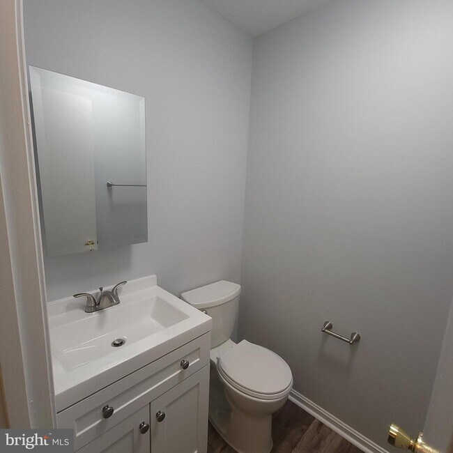 Building Photo - 6870 Briscoe Turn Rd