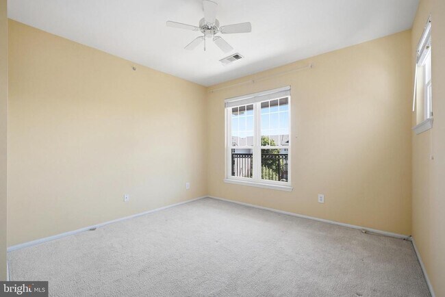 Building Photo - 1580 Spring Gate Dr.