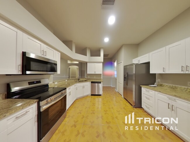 Building Photo - 11724 S Stone Ln