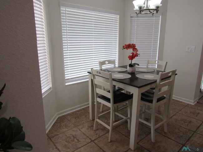 Building Photo - 1506 Northgate Pl