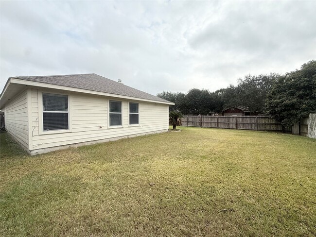 Building Photo - 5714 Onia Ln