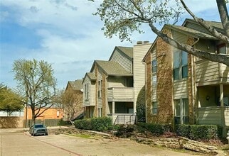 Building Photo - 1614 Pecan Chase Cir