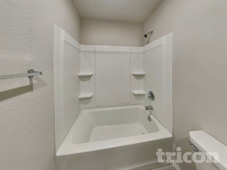 Building Photo - 13240 Rosemary Cove