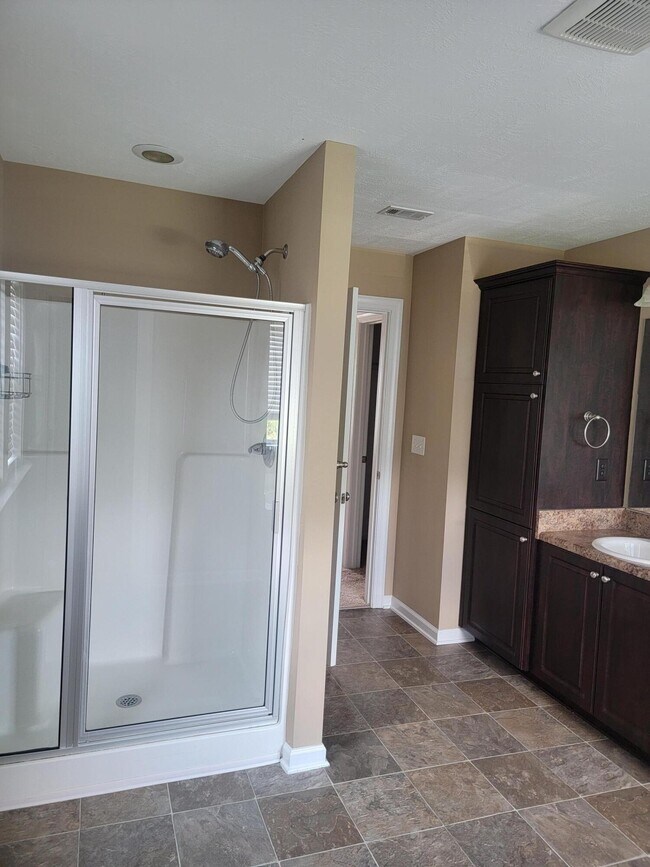 Building Photo - 832 Williford Run Dr