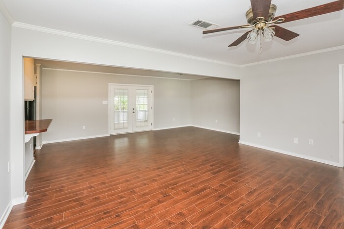 Building Photo - 103 Springridge Dr