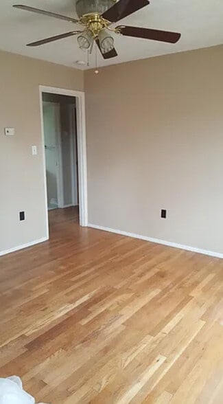 Dining Room 1 - 577 Burroughs Street
