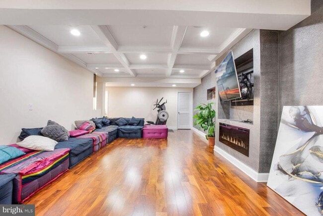 Building Photo - 3041 Bel Pre Rd