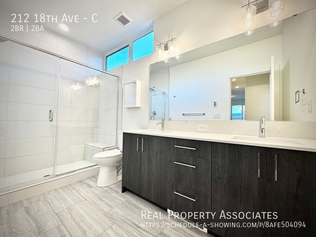 Building Photo - 212 18th Ave