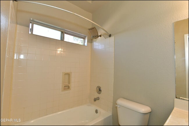 Building Photo - 12257 Robert Dahl Dr
