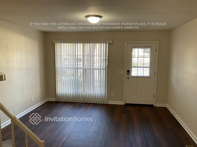 Building Photo - 1811 S Quebec Way