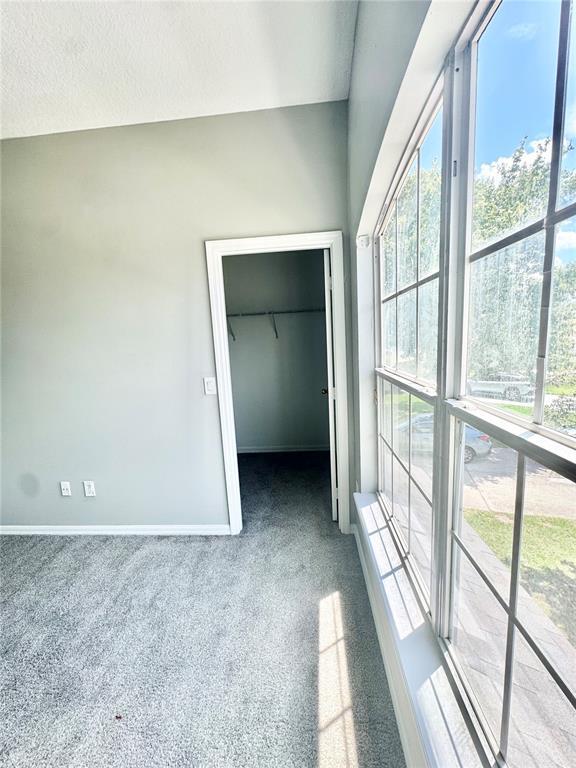 Building Photo - 420 Marathon Ln
