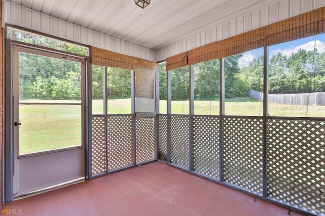 Building Photo - 100 Riverside Walk