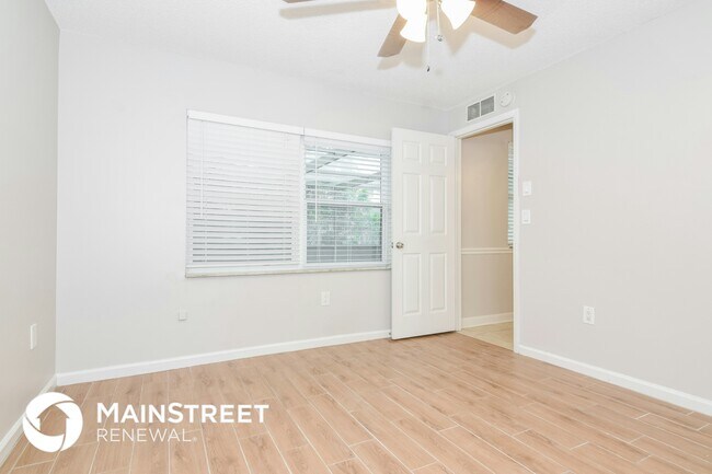 Building Photo - 8711 Sterling Ln