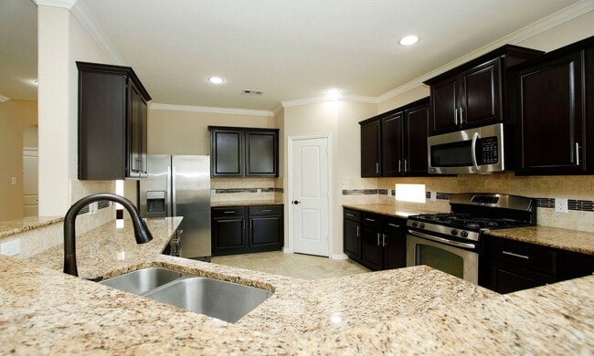 Building Photo - 13827 Slate Mountain Ln