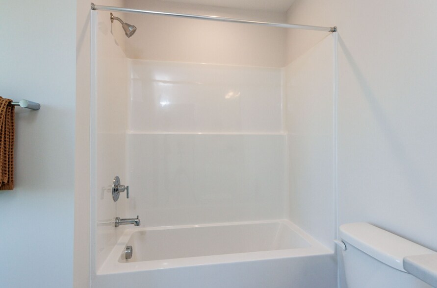 Building Photo - 339 Parkland Dr