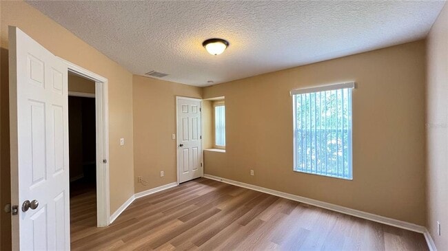 Building Photo - 1097 Sailing Bay Dr