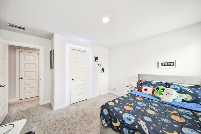 Building Photo - 8646 Blueberry Ash St