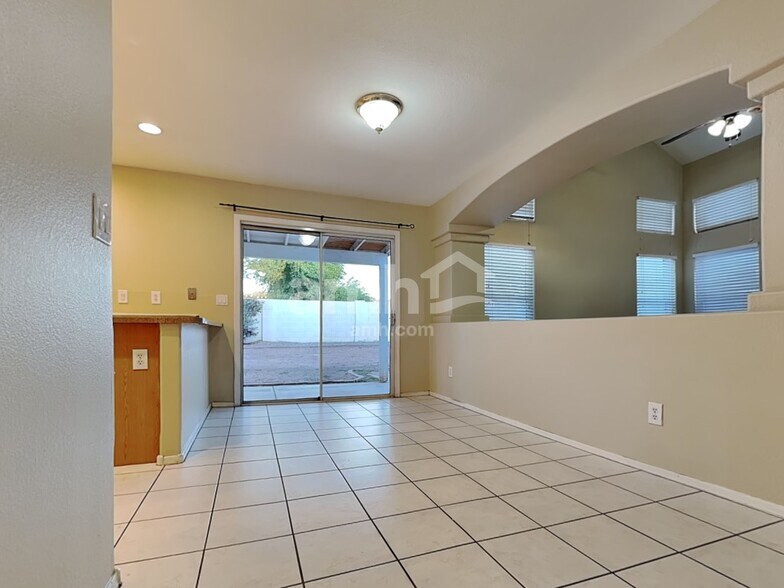 Building Photo - 293 N Slate St