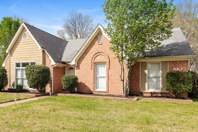 Building Photo - 8400 Timber Creek Dr