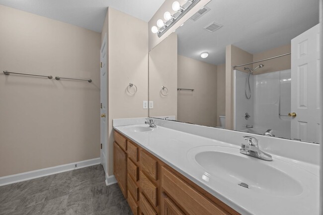 Building Photo - Welcome to Carolina Forest!