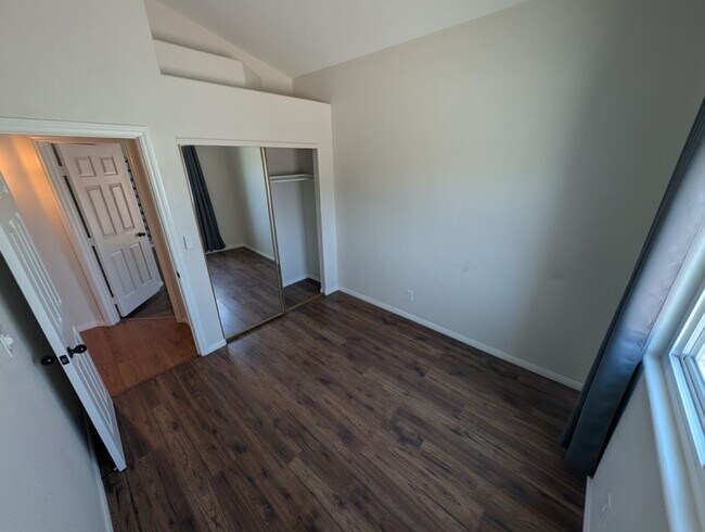 Building Photo - 4839 Lames Dr