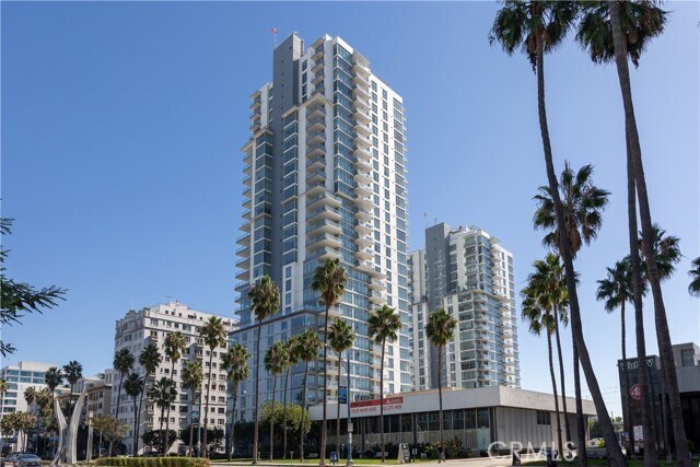 Building Photo - 400 W Ocean Blvd