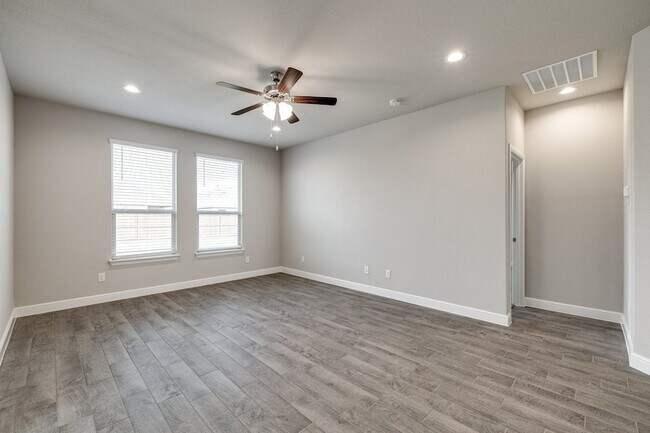 Building Photo - 14616 Bootes Dr