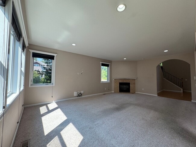 Building Photo - 4467 Castlerock Dr