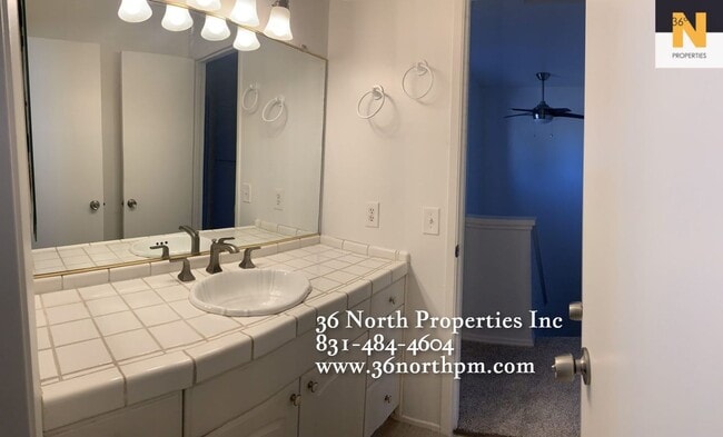 Building Photo - Remodeled 3 bed/2 bath Sunny Creekside Condo Available!