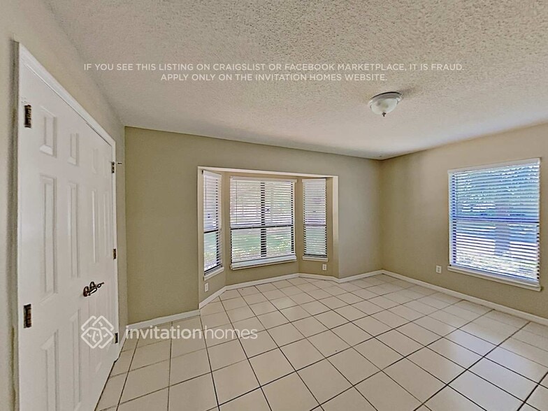 Building Photo - 5433 Rustic Pine Ct