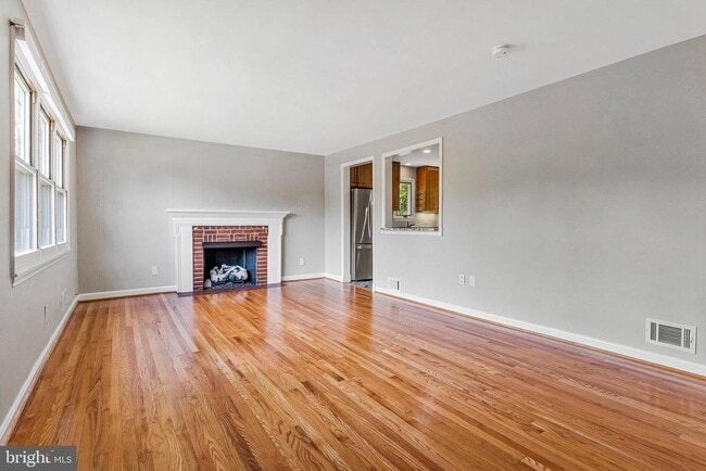 Building Photo - 301 Moncure Dr