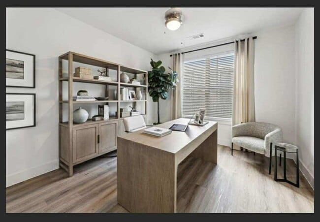 Building Photo - 4000 Anserra Trl