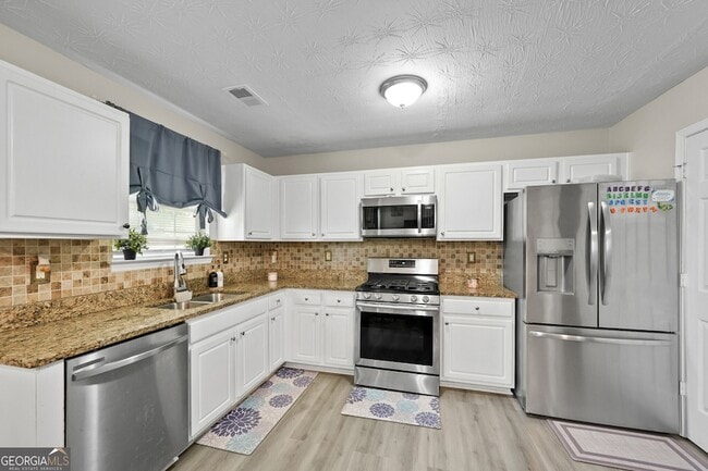 Building Photo - 30 Zebulon Pl