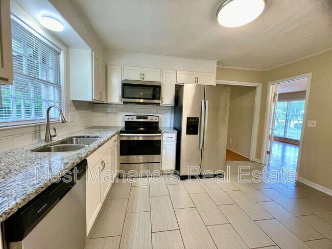 Building Photo - 6244 Milford Rd