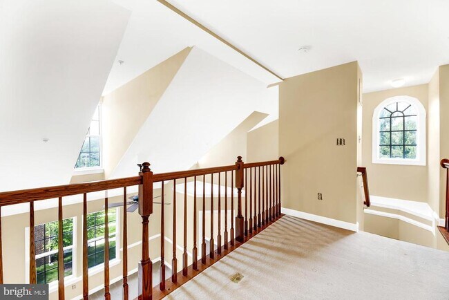 Building Photo - 4815 Portsmouth Rd