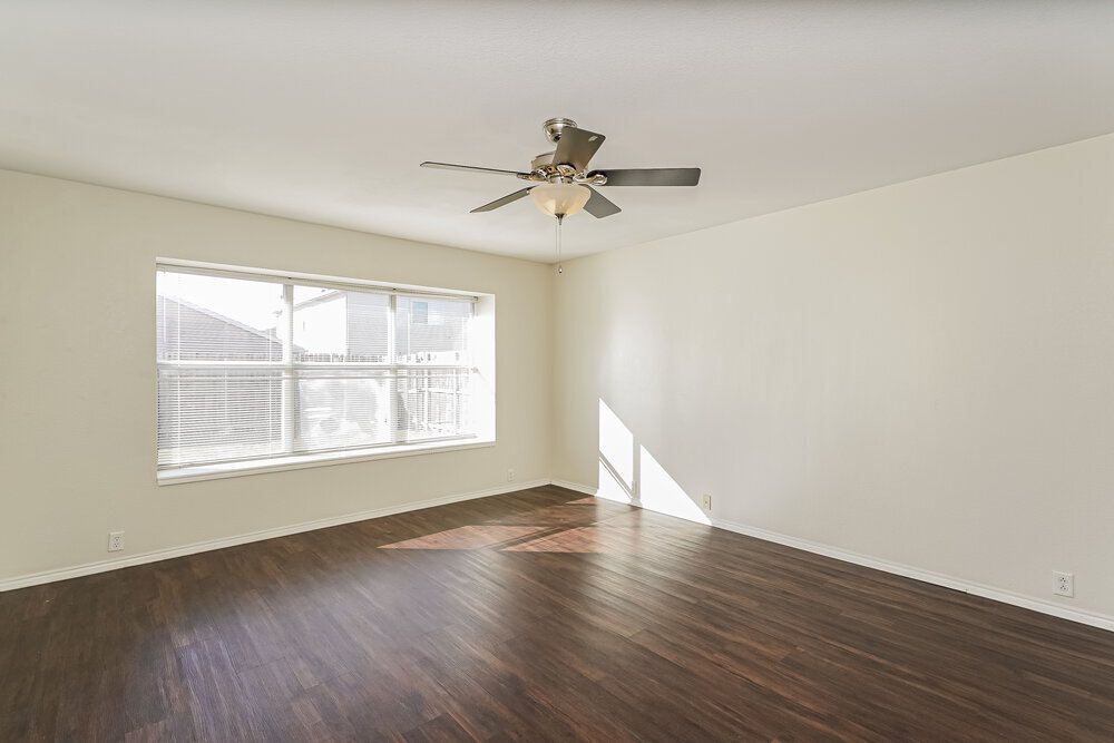 Building Photo - 2525 Tar Heel Dr