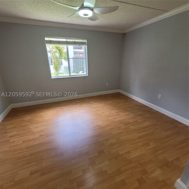 Building Photo - 1114 NW 124th Ct