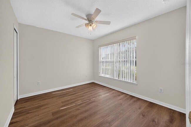 Building Photo - 839 Sandy Ridge Dr