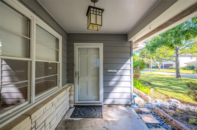 Building Photo - 3322 Elmridge St