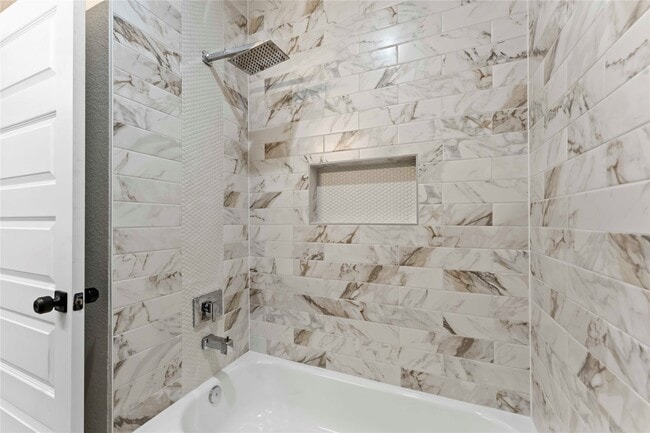 Building Photo - 9227 Ashville Dr