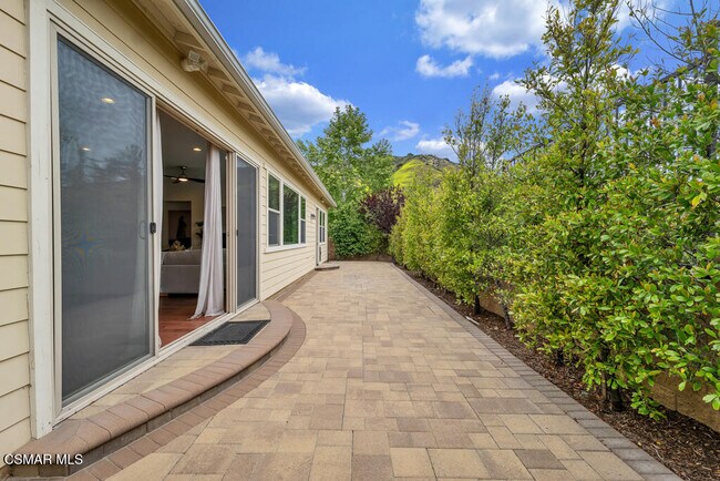 Building Photo - 4968 Princess Dr