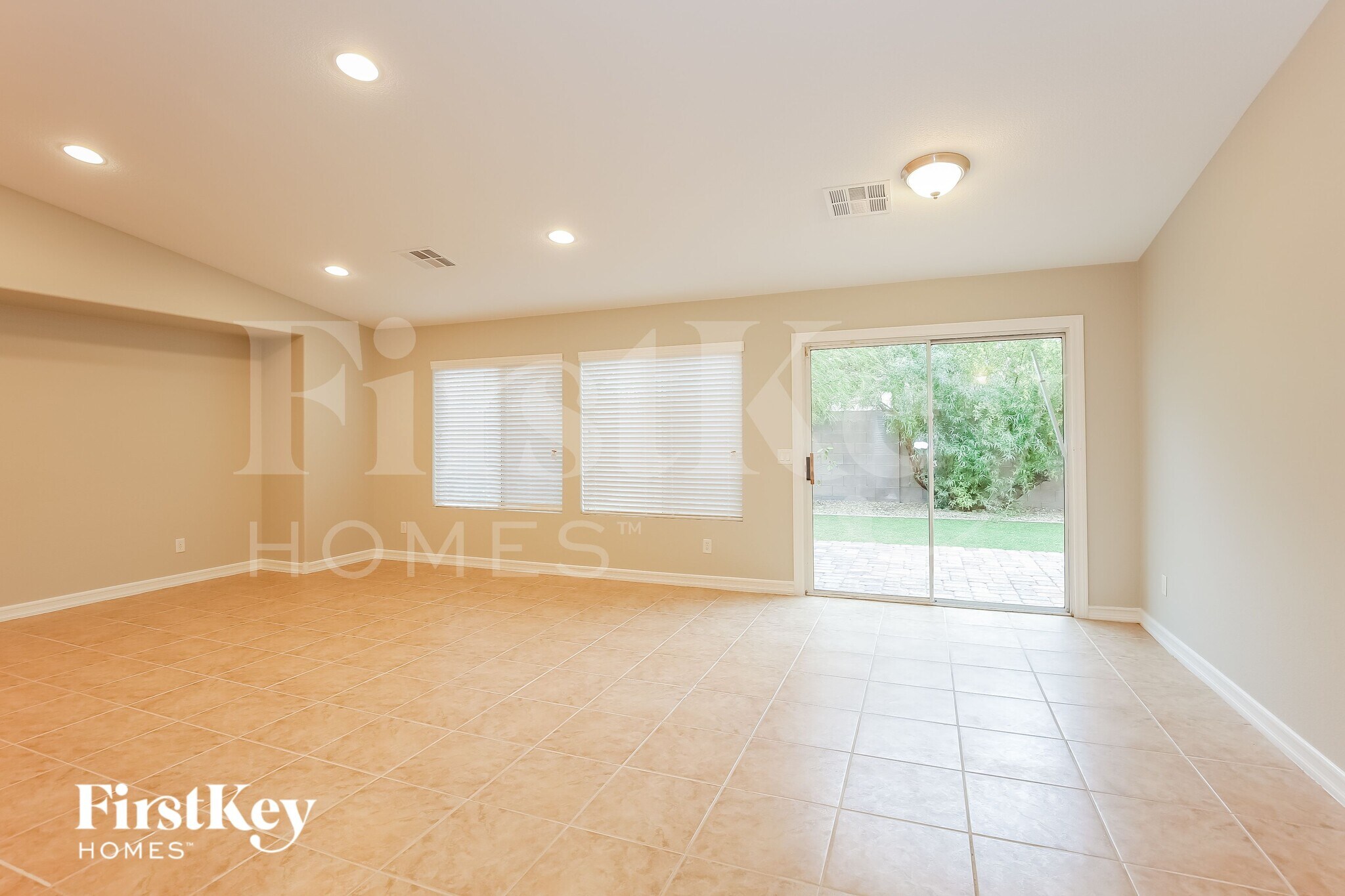 Building Photo - 9325 Thunder Falls Ct