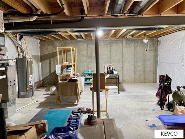 Building Photo - Expansive Newer Construction Townhome!