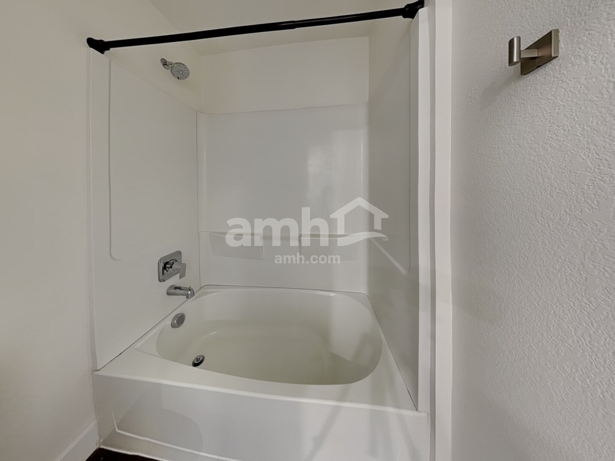 Building Photo - 3975 Ryedale Wy