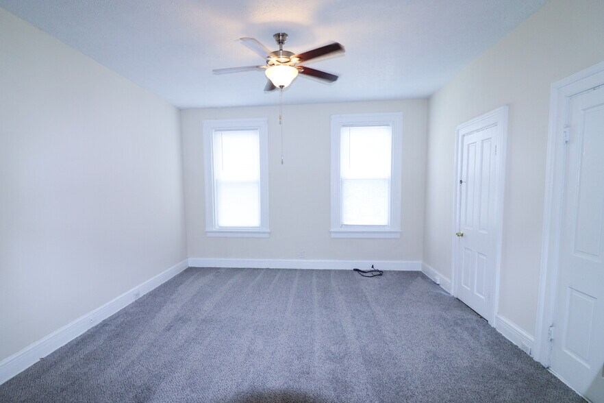 Building Photo - 2617 Eden Ave