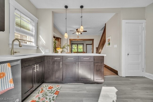 Building Photo - 1457 W 114th St