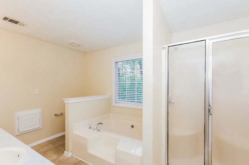 Building Photo - 157 Hayes Cir