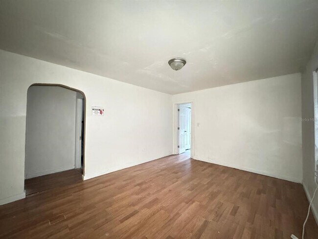 Building Photo - 229 Candler Ave